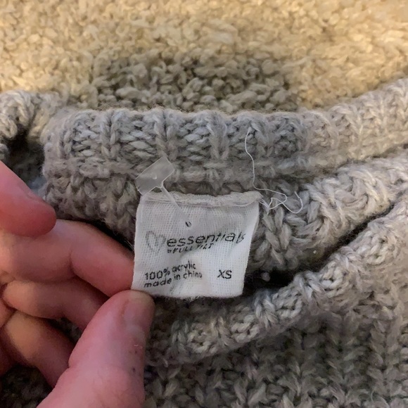 Essentials size XS gray sweater - Picture 2 of 2